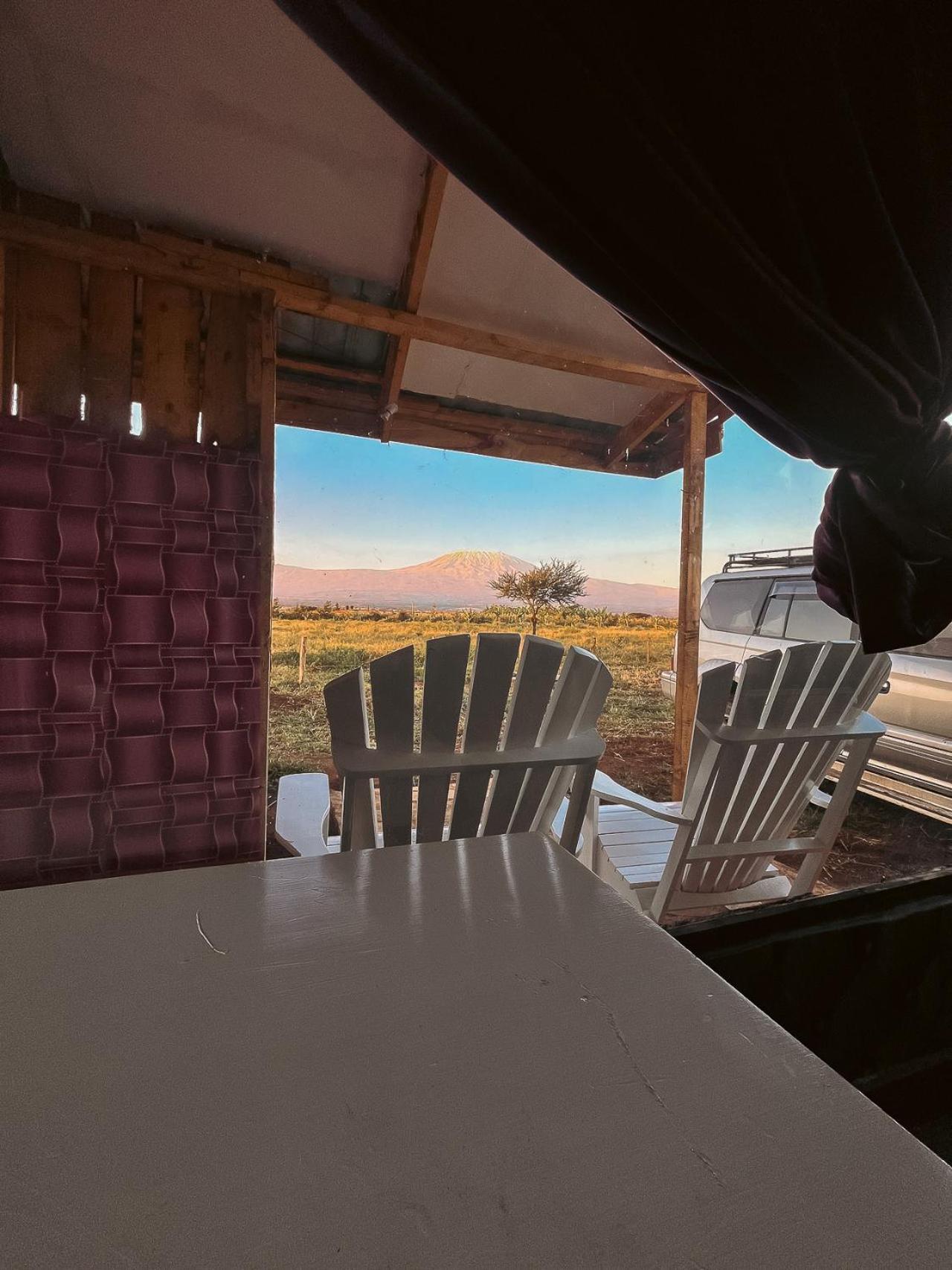 Kilimanjaro View Cabin-Amboseli Oloitokitok Extérieur photo